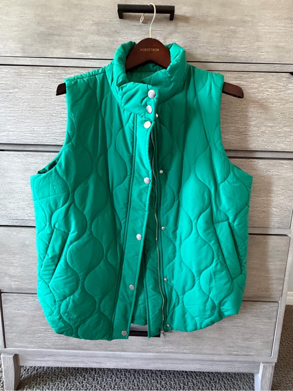 Quilted Sleeveless Puffer Vest - Emerald Green